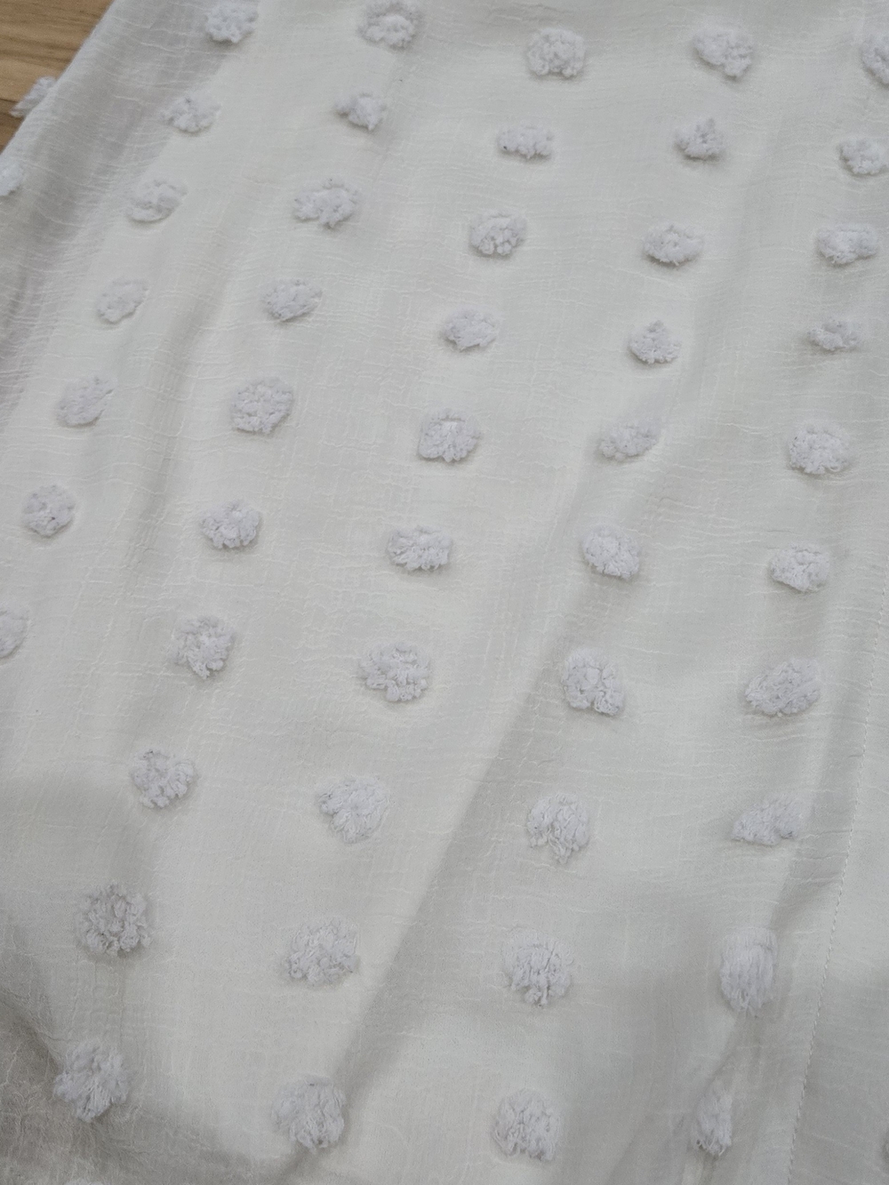 White V Neck Button Front Sleeveless Top - Picture 11 of 11